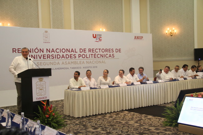 Se requiere de universidades comprometidas: Concheiro B