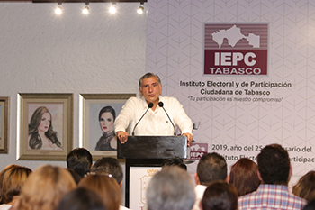 Hablar de reelección es negar  la historia de este país: Adán