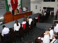 Reprueban cuenta  pública de Núñez