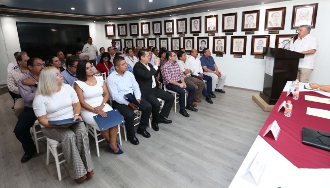 Con personal certificado, la FGE se abre camino a la excelencia: Lastra B
