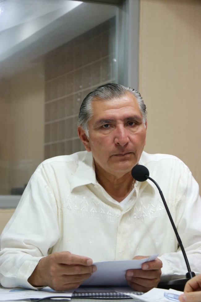 Ya hay demandas contra ex funcionarios: Adán
