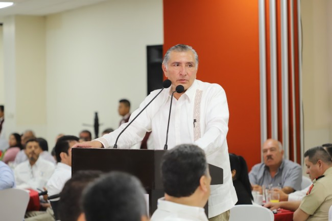 Exhorta Adán a la unidad y recuperación de valores