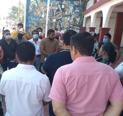 Presionado Chelo Cano  da finiquito a ex delegados