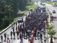 Cuidamos no se desborde la migración: AMLO