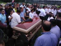 Amigos y familiares dan el  último adiós a “Goyo” Arias