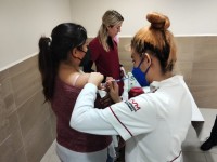 La pandemia aún no ha terminado, advierte Salud