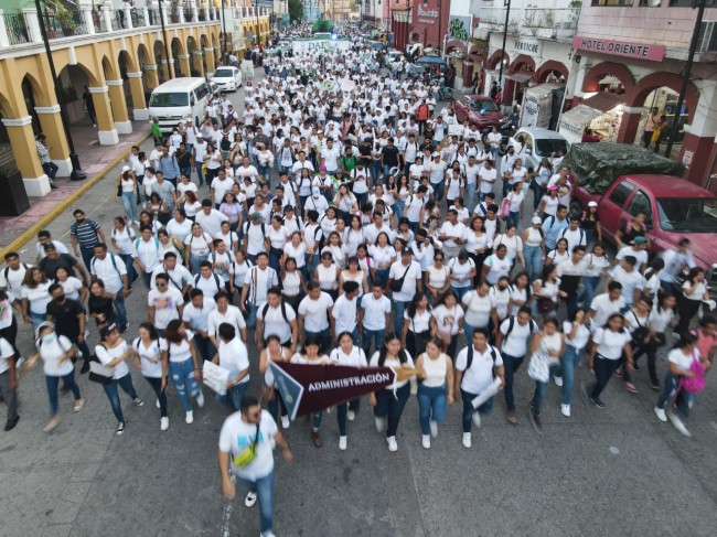 Reafirma la comunidad  juchimán su legado juarista