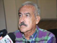 Necesario evaluar la estrategia de colocar a militares en las direcciones de la policía municipal: Fernández