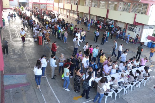 Inicia registro de becas para los de secundaria