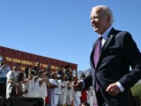 Se disculpa Biden por atrocidades contra menores americanos