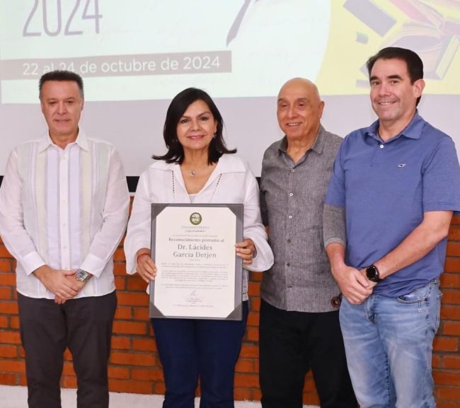 Clausura Yolanda Osuna VIII Festival Macondo en la Universidad Olmeca
