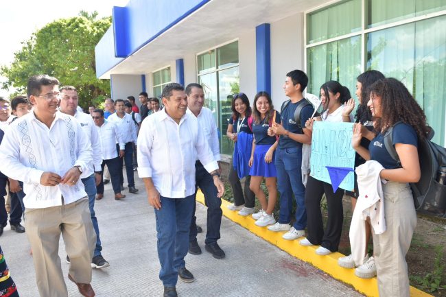 Inaugura May obras por 25 mdp en Tecnológico