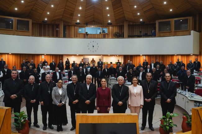 Agradece Sheinbaum diálogo sobre construcción de la paz