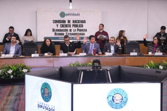 Aprueban en Comisiones ingresos por $9 billones 302 mil millones para 2025
