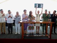 Asiste Javier May al primer aniversario del Tren Maya