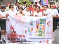 Marchan en el Día Mundial contra el Sida en Jonuta