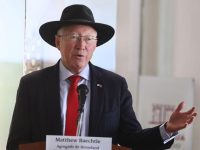ConfíaKen Salazar en que “todo vaya bien” con la llegada del nuevo embajador de EU en México