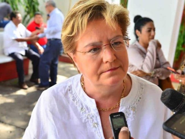 Renuncia Gina Trujillo al PRI