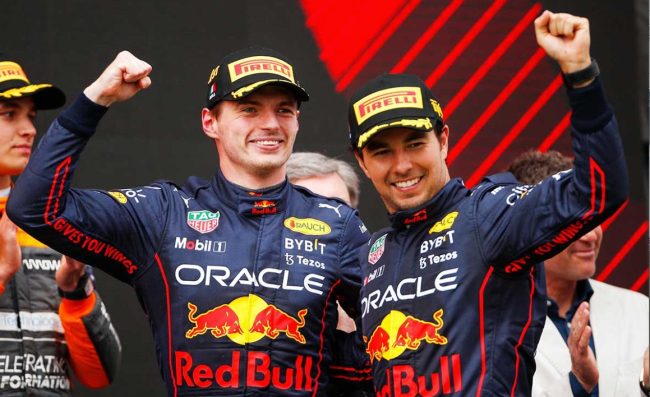 Verstappen defiende a ‘Checo’ y culpa a Red Bull
