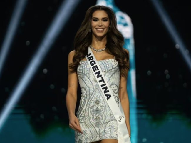 Quitan título de Miss Universo a la argentina Magalí Benejam