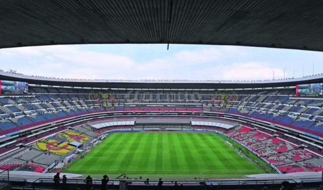 Estadio Azteca cambiaría de nombre