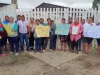 Cierran más escuelas por falta de maestros, la SETAB no responde