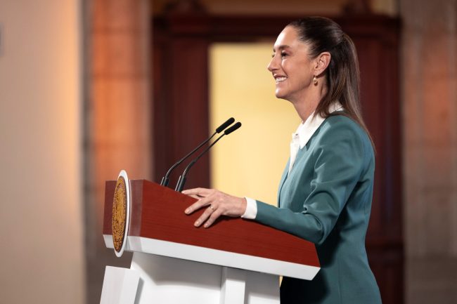 No están solos, hay que guardar la calma: Sheinbaum