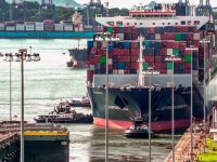 “Absurdo” que buques del gobierno de EU paguen por cruzar el Canal de Panamá