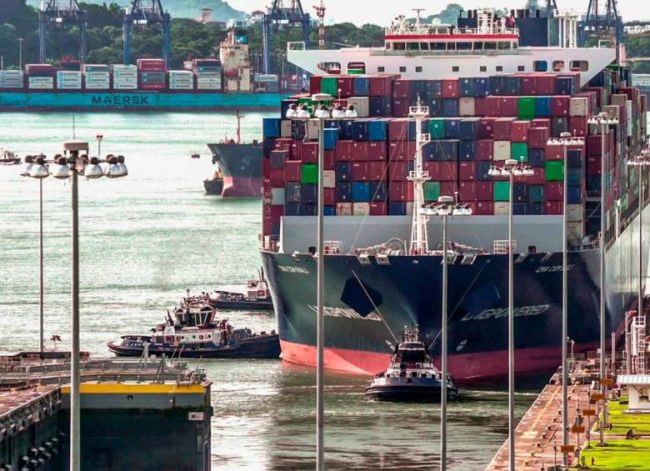 “Absurdo” que buques del gobierno de EU paguen por cruzar el Canal de Panamá