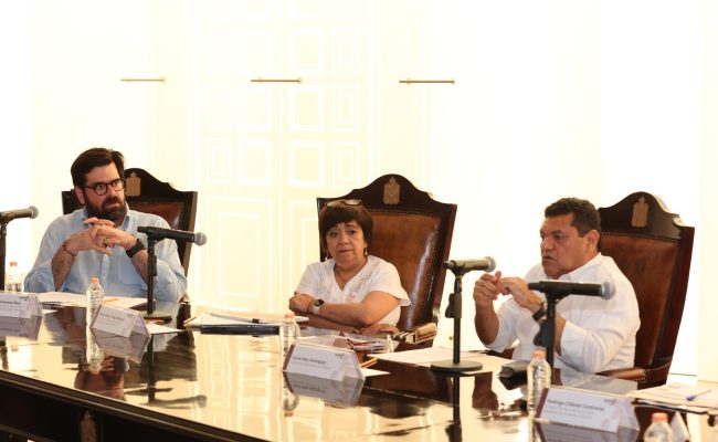 Evalúan May y Sedatu avances del Programa de Vivienda