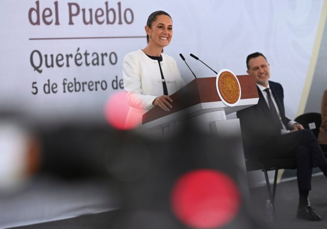 “La Constitución es nuestro escudo para defender a la nación”