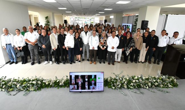 Aumenta UJAT matrícula de Educación a Distancia y acredita calidad de Contaduría y Trabajo Social