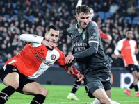 Santi Giménez y el Milan caen ante Feyenoord 1-0