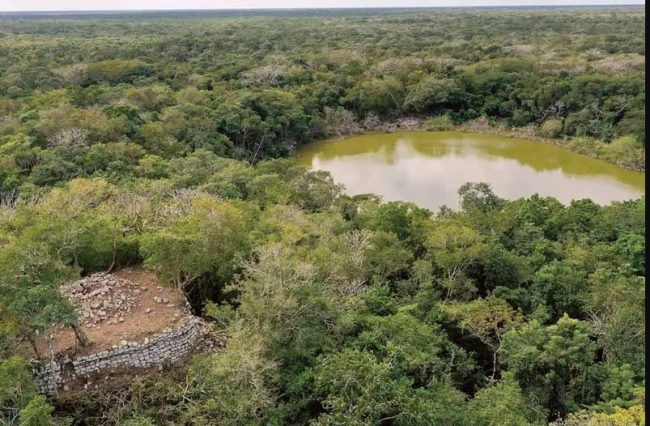Exploran secretos de X’baatun; sitio arqueológico en Yucatán