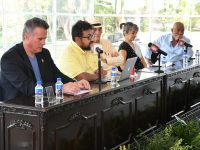 Poetas latinoamericanos rinden homenaje a Leonardo Padura