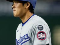Dodgers le rinden homenaje a Valenzuela