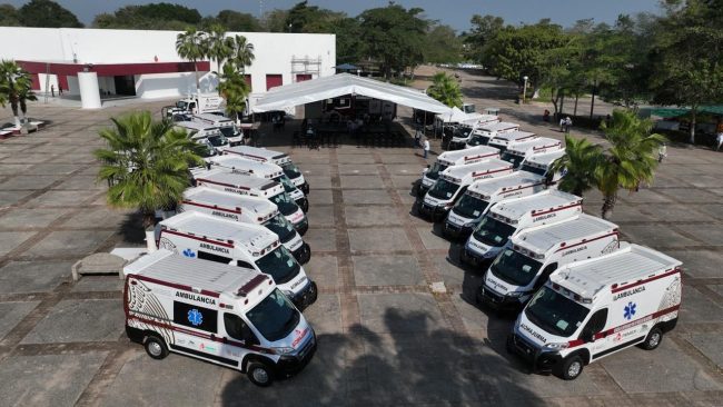 Recibe Tabasco donación de unidades motrices otorgadas por Pemex