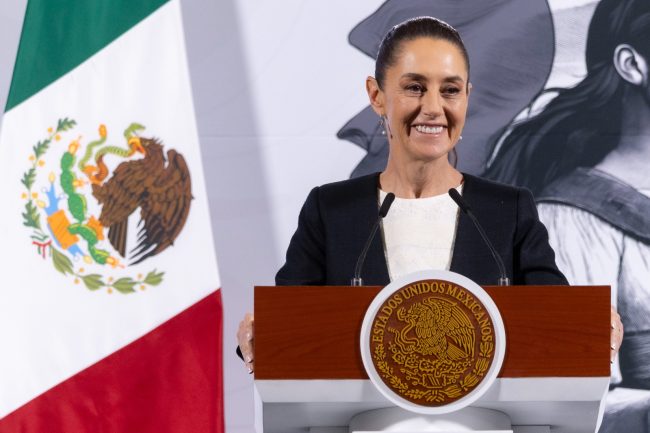 Llamada de Trump no afectará asamblea en el Zócalo