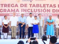 8 mil 145 tabletas digitales entregó May en 3 municipios de los Ríos