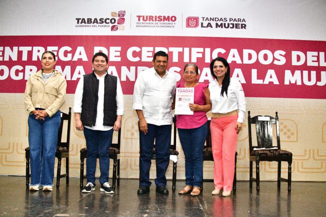 Empodera el Gobierno del Pueblo a las emprendedoras de Tacotalpa