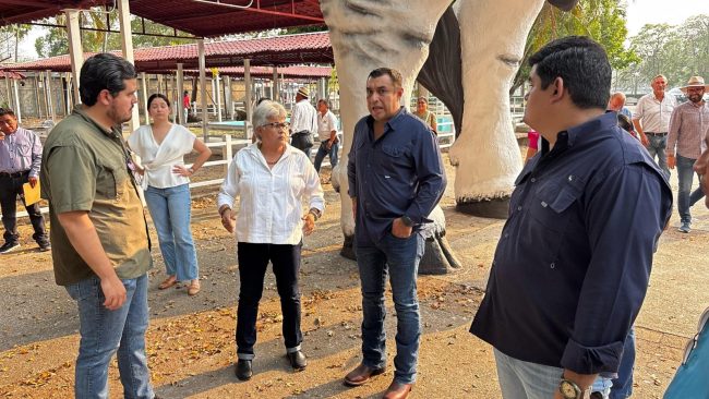 Supervisa SEDAP el Stand Agropecuario