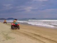 Restringirán tránsito de cuatrimotos en las playas