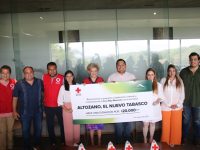 Recibe la Cruz Roja donativo de Altozano