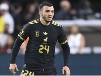 Luis Chávez es baja en el Tri, por lesión
