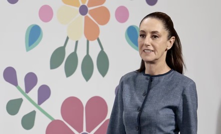 Pide Sheinbaum a mexicanos en EU no manifestarse violentamente