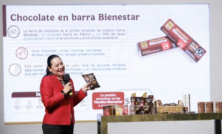 Presentan “Chocolate del Bienestar”; es golosina sana: Albores